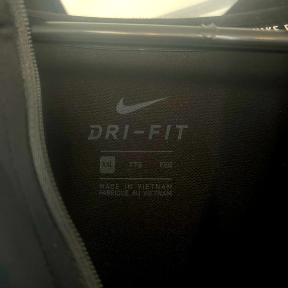 Nike long sleeve golf shirt - Picture 1 of 2